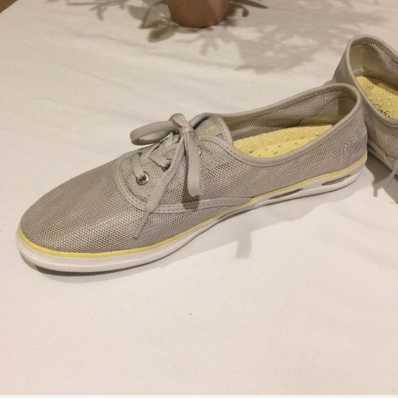 Columbia outdoor unique water sneaker - Picture 3 of 9